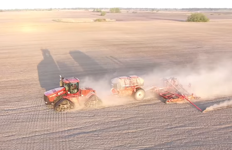 Case IH Quadtrack 535 + Horsch Pronto 8SW